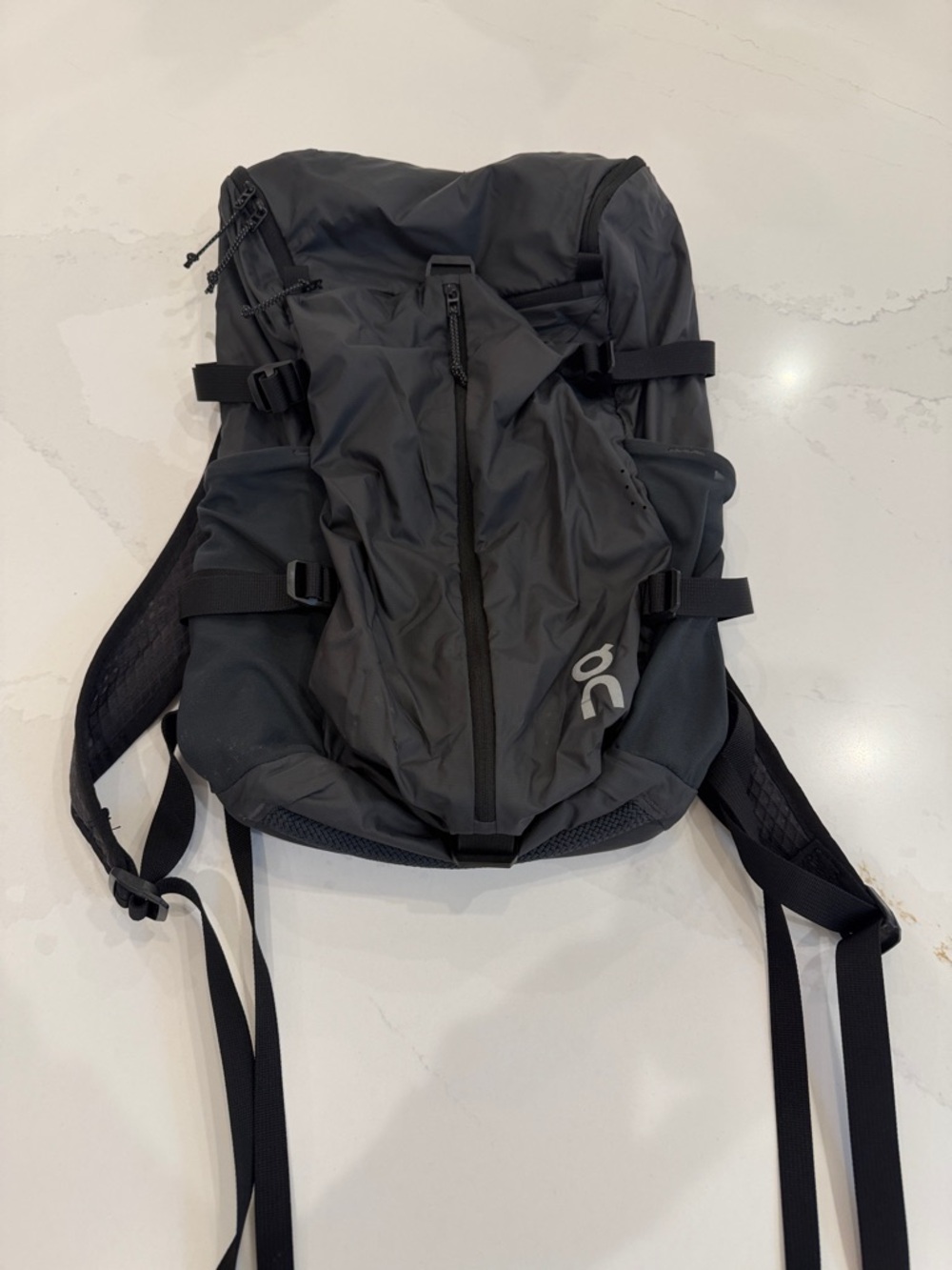 On Running Black Men's Technical Backpack